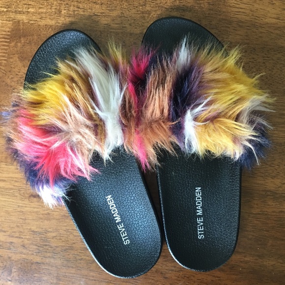 Steve Madden Shoes - New STEVE MADDEN Cute comfy slides Sz8